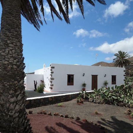 Finca De Los Abuelos Guatiza Luaran gambar